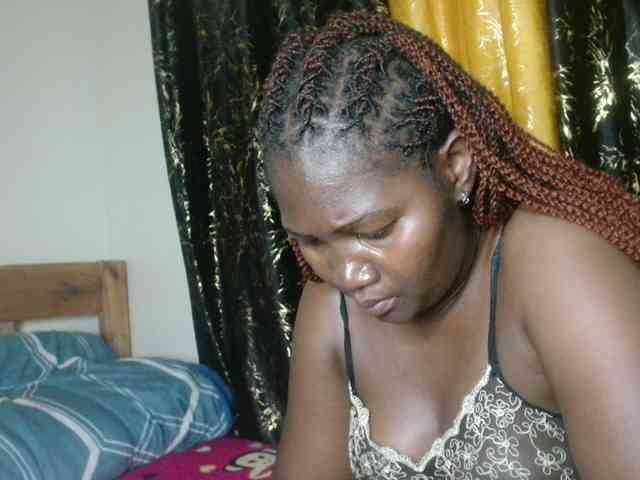 Sexxy-pretty24 webcam