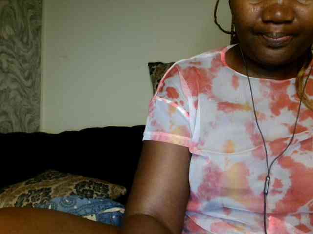 Sexxy-pretty24 webcam