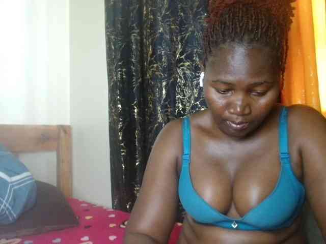 Sexxy-pretty24 webcam