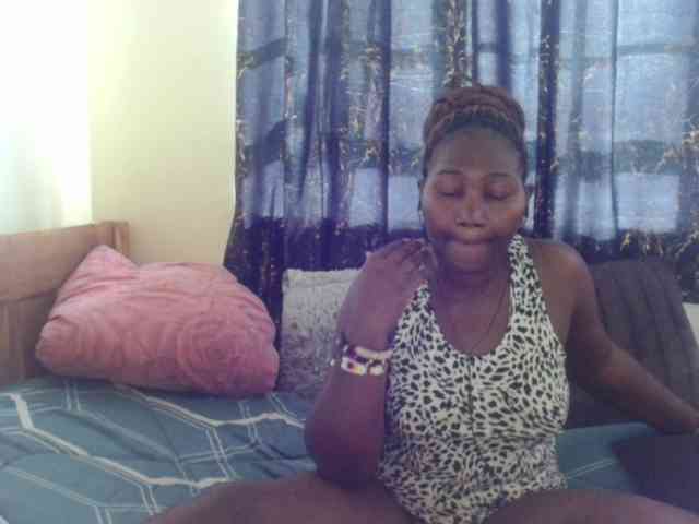 Sexxy-pretty24 webcam