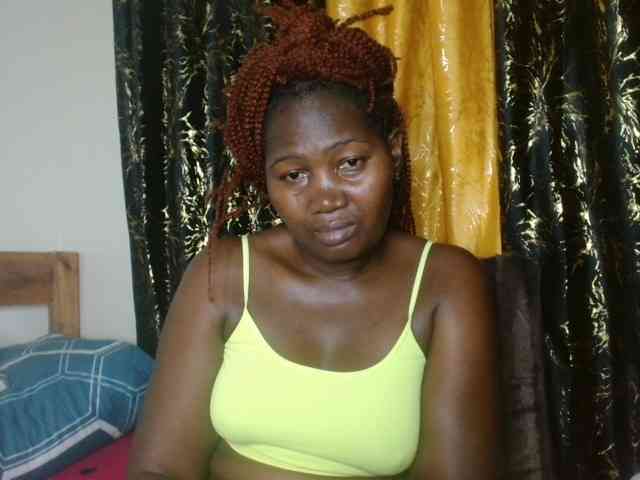 Sexxy-pretty24 webcam