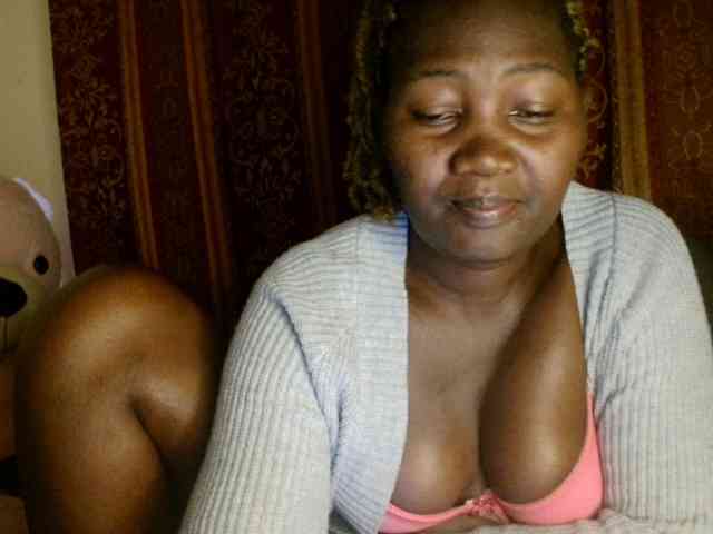 Sexxy-pretty24 webcam