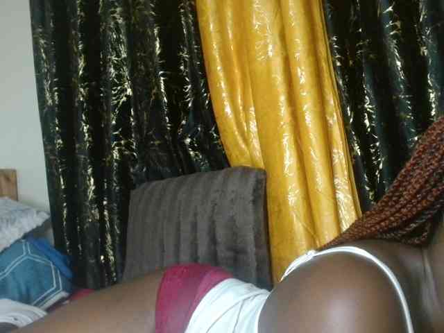 Sexxy-pretty24 webcam