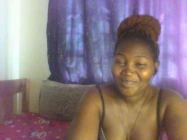 Sexxy-pretty24 webcam