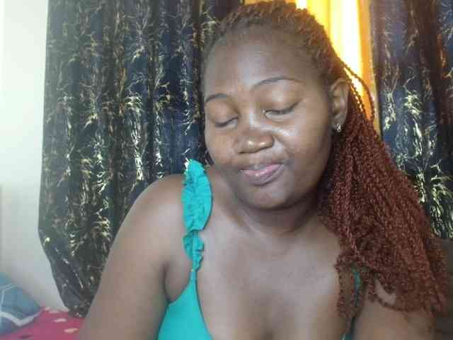 Sexxy-pretty24 webcam