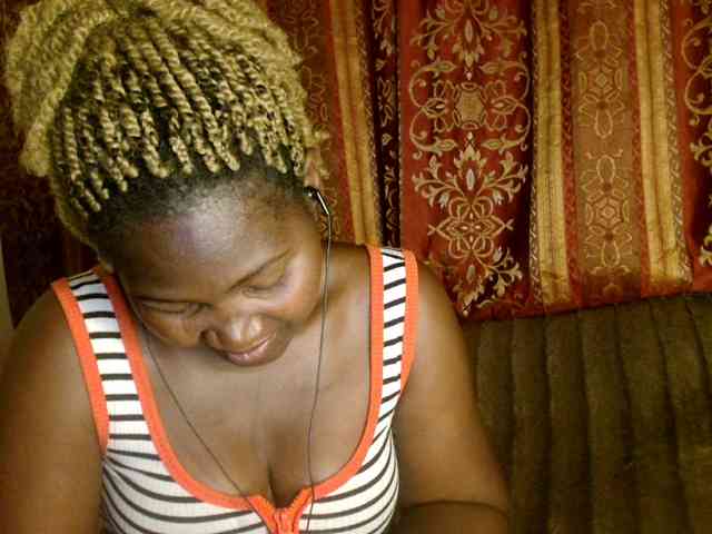 Sexxy-pretty24 webcam