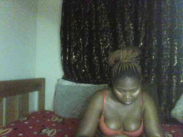 Sexxy-pretty24 webcam