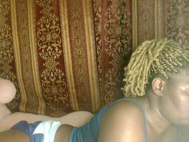Sexxy-pretty24 webcam