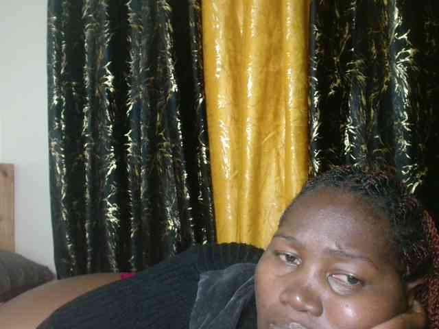 Sexxy-pretty24 webcam