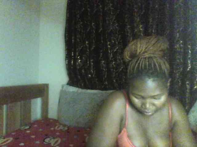 Sexxy-pretty24 webcam