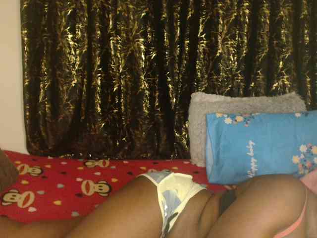 Sexxy-pretty24 webcam