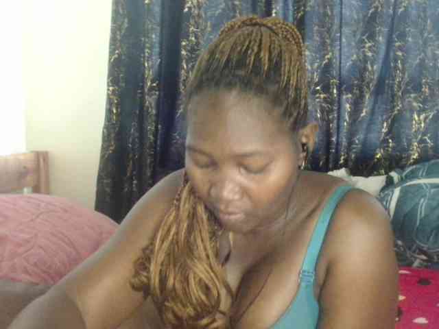 Sexxy-pretty24 webcam