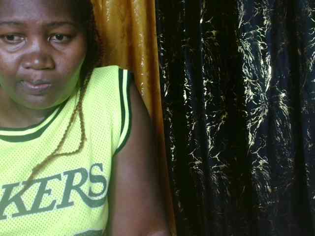 Sexxy-pretty24 webcam