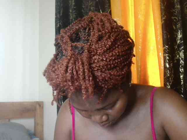 Sexxy-pretty24 webcam