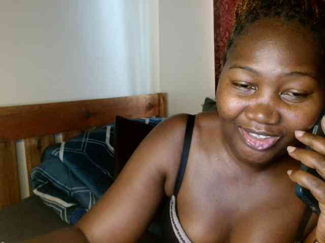 Sexxy-pretty24 webcam