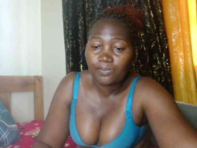 Sexxy-pretty24 webcam