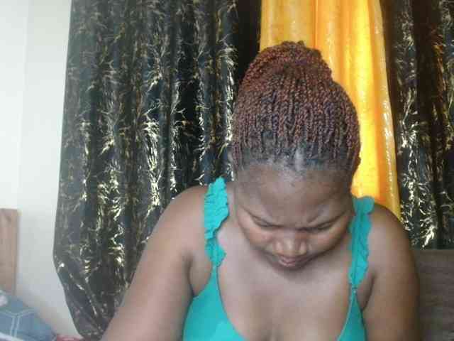 Sexxy-pretty24 webcam