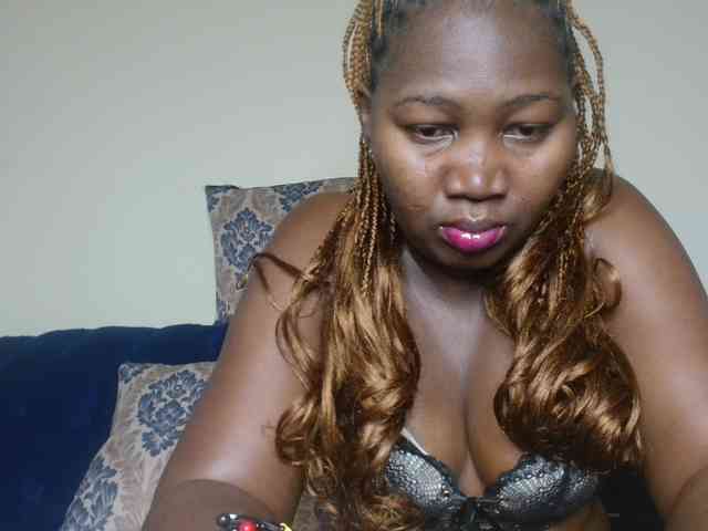 Sexxy-pretty24 webcam