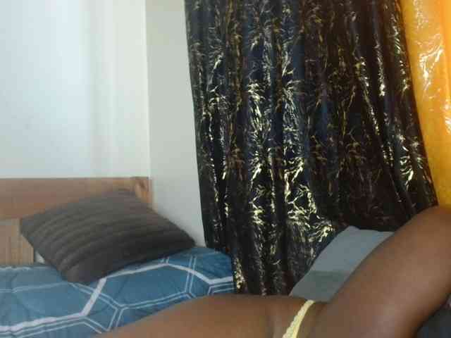 Sexxy-pretty24 webcam