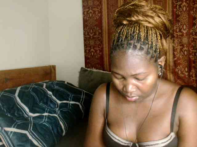 Sexxy-pretty24 webcam