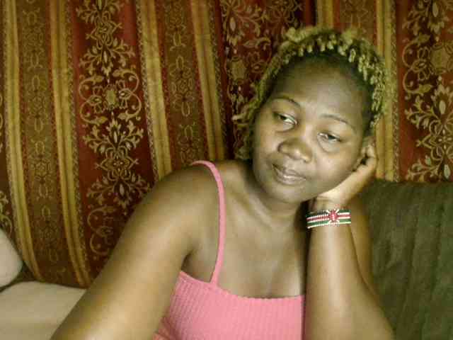 Sexxy-pretty24 webcam