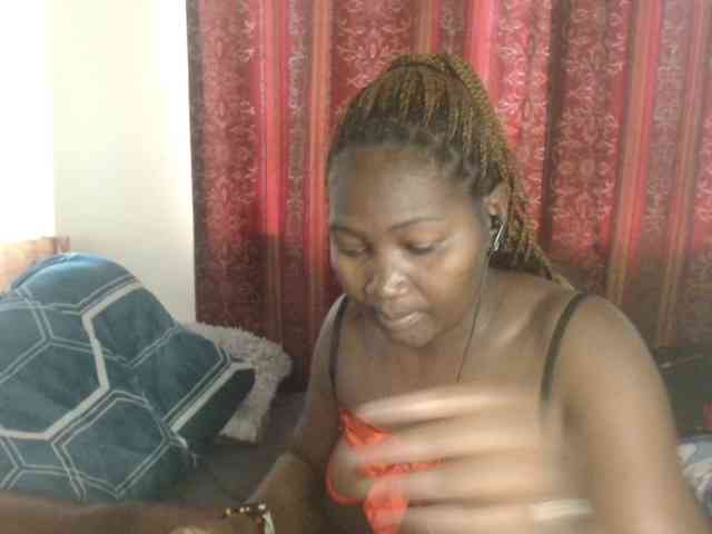 Sexxy-pretty24 webcam