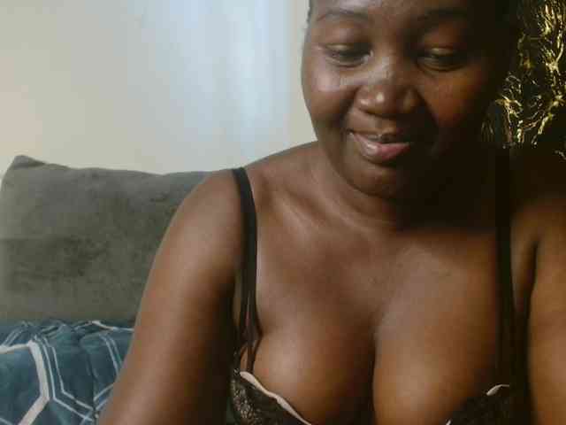 Sexxy-pretty24 webcam