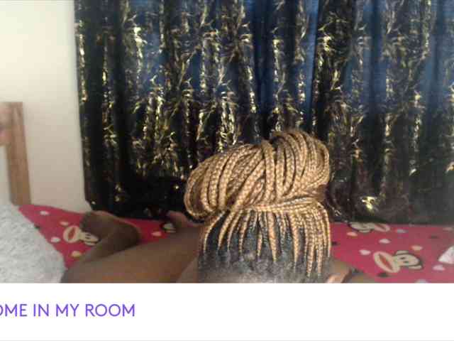 Sexxy-pretty24 webcam