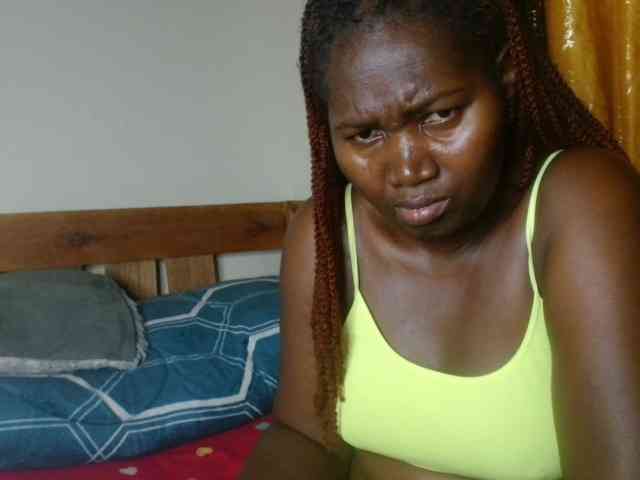 Sexxy-pretty24 webcam