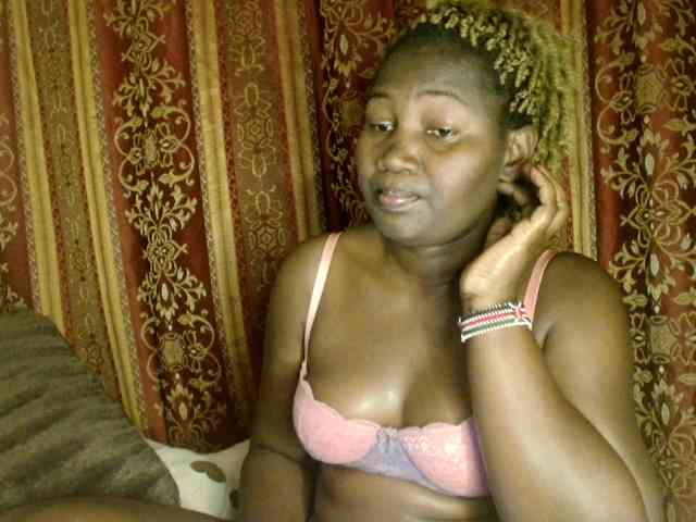 Sexxy-pretty24 webcam