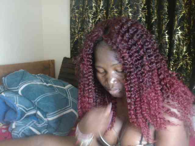 Sexxy-pretty24 webcam