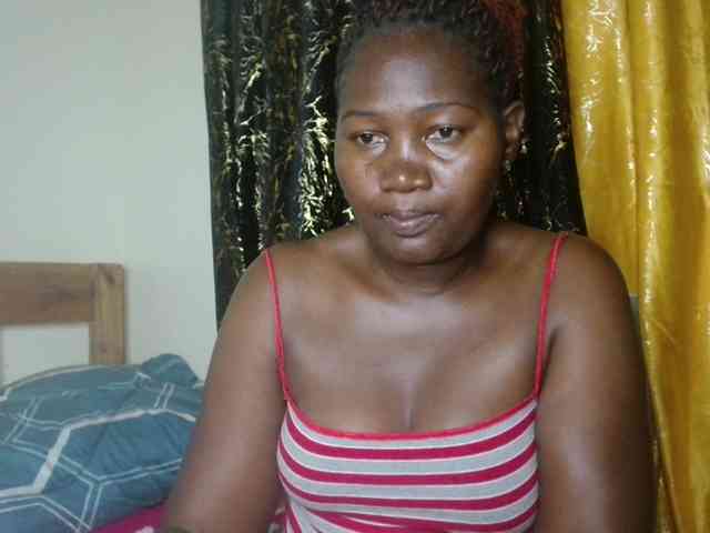 Sexxy-pretty24 webcam