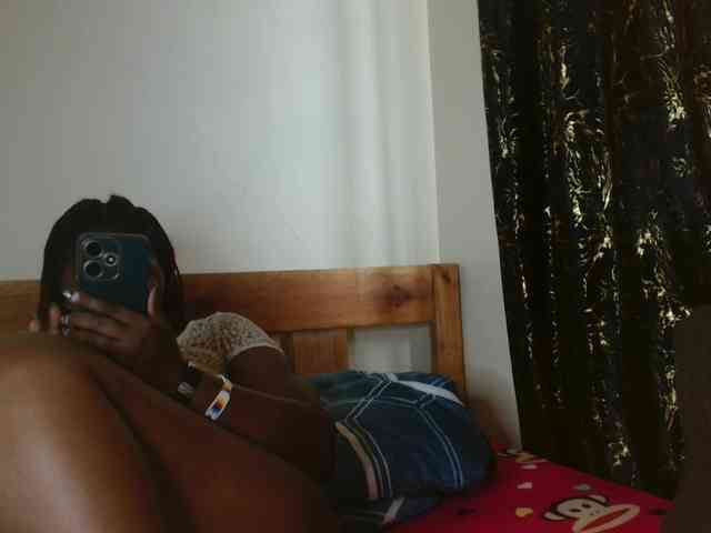 Sexxy-pretty24 webcam