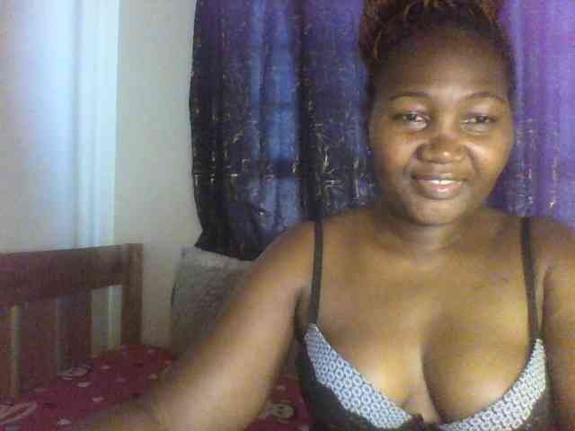 Sexxy-pretty24 webcam