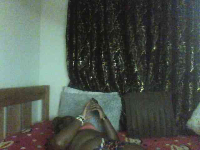 Sexxy-pretty24 webcam