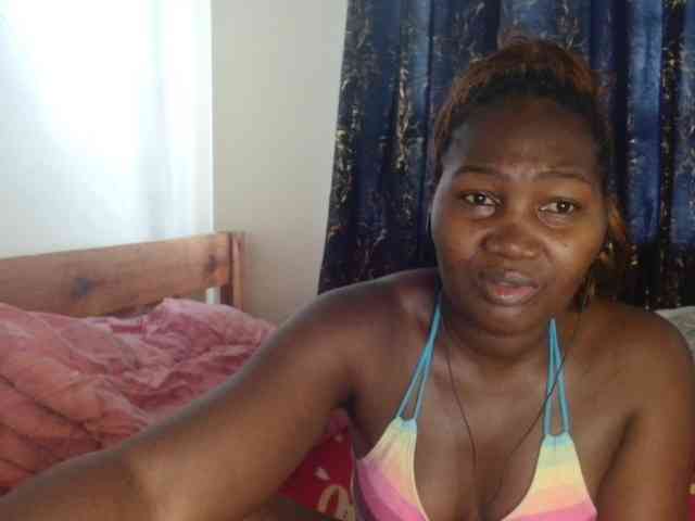 Sexxy-pretty24 webcam