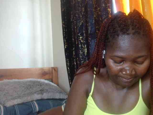 Sexxy-pretty24 webcam