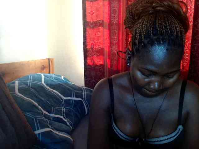 Sexxy-pretty24 webcam