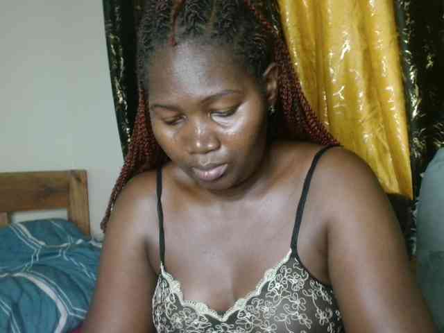 Sexxy-pretty24 webcam