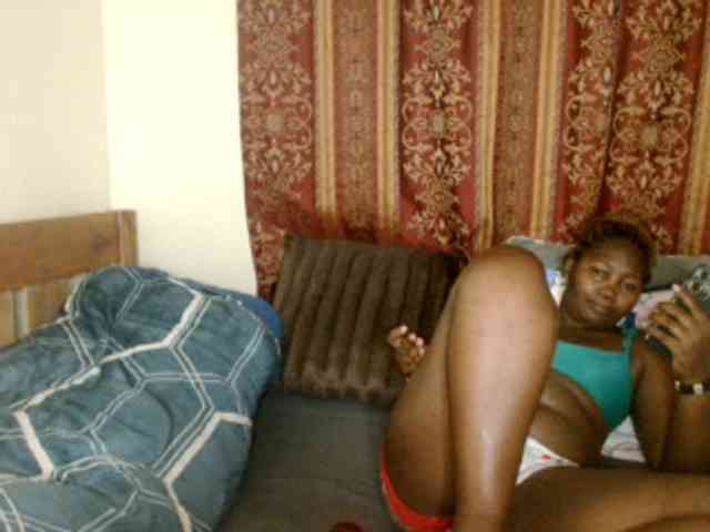 Sexxy-pretty24 webcam