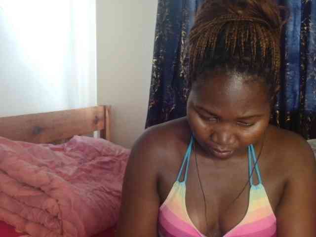 Sexxy-pretty24 webcam