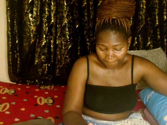 Sexxy-pretty24 webcam