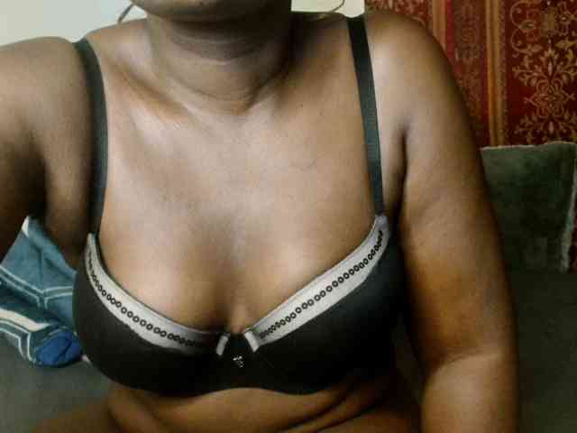 Sexxy-pretty24 webcam