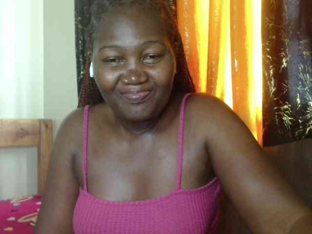 Sexxy-pretty24 webcam