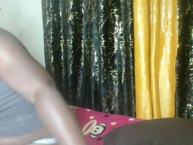 Sexxy-pretty24 webcam