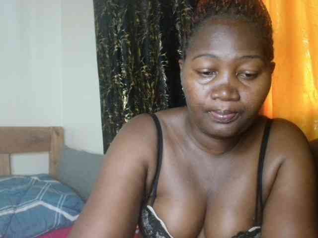 Sexxy-pretty24 webcam