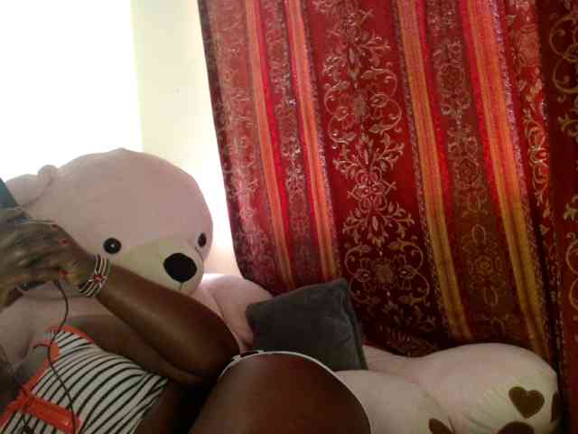 Sexxy-pretty24 webcam