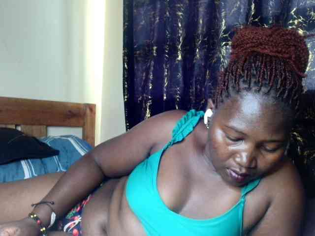 Sexxy-pretty24 webcam