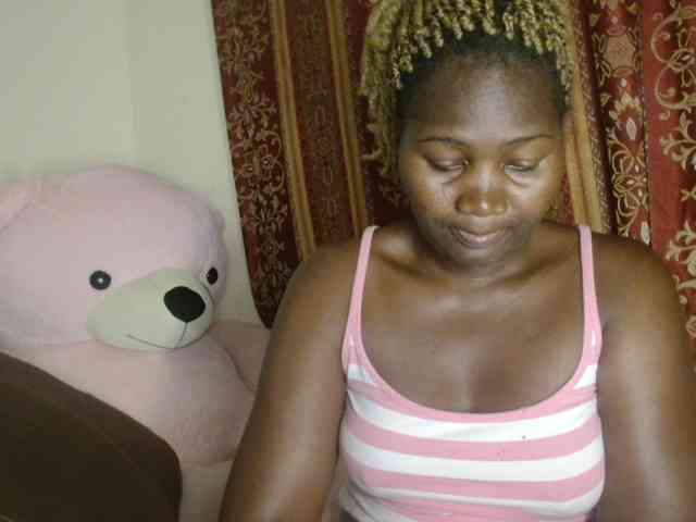 Sexxy-pretty24 webcam