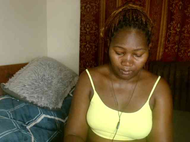 Sexxy-pretty24 webcam